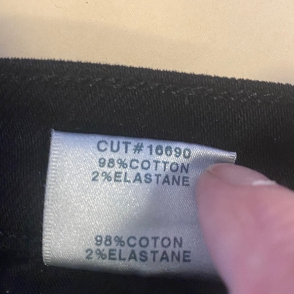 Jeans - Picture 5 of 6